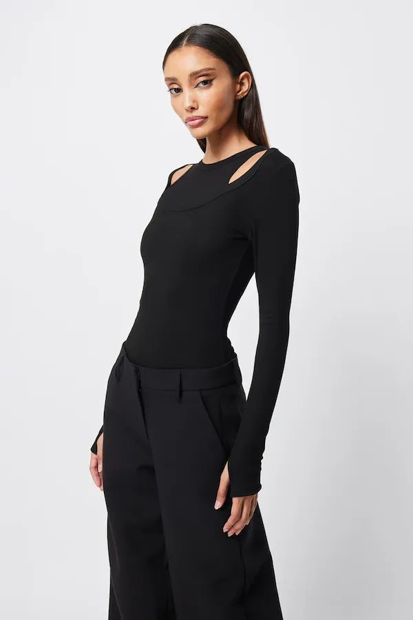 Laddered Top Black